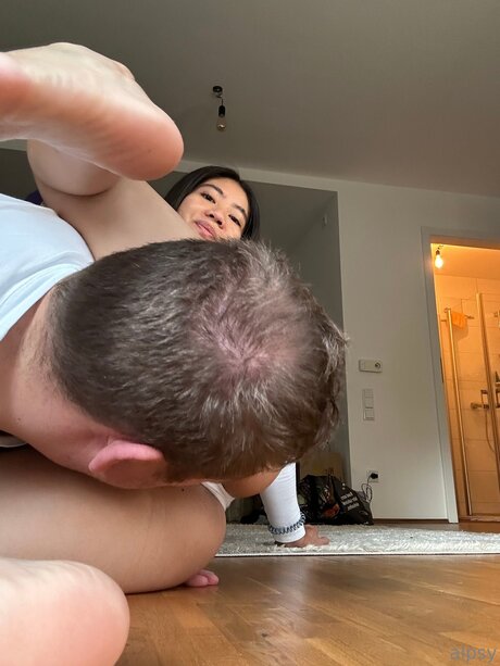 Alpsyyy nudes actress galleries