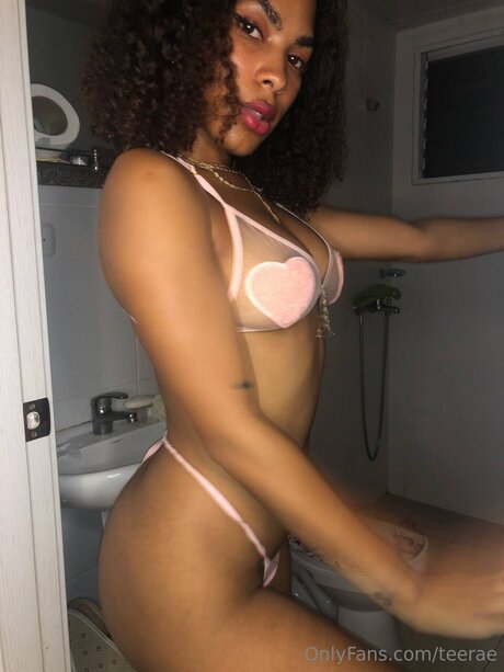 Teerae perfect pornstar gallery