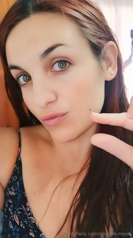 Goddesredmoon adult star photos