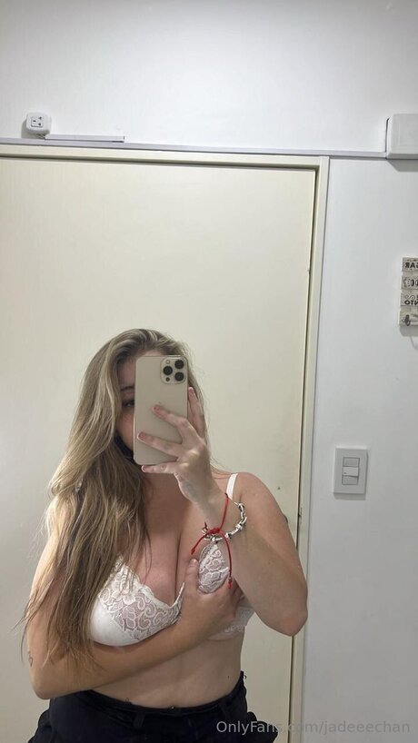 Jadeeechan model art photos