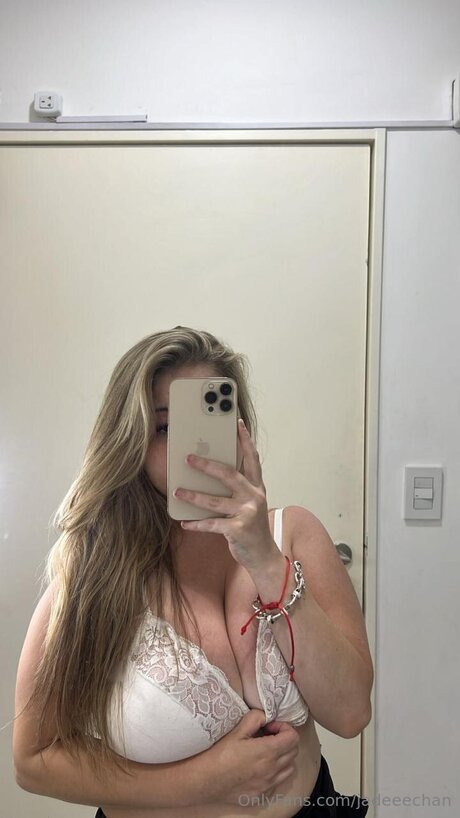 Jadeeechan high quality pornstar images