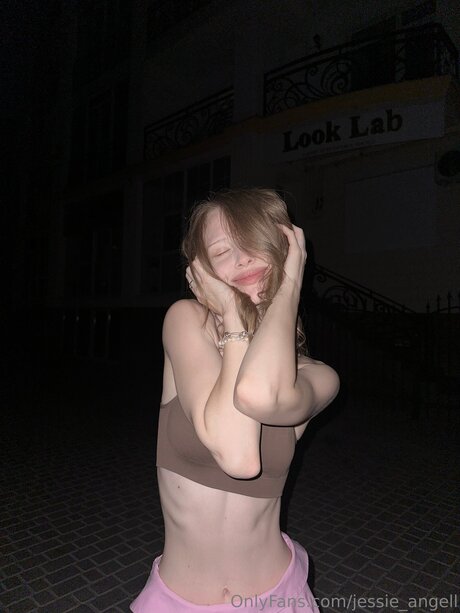 Jessie Angell sex pornstar image
