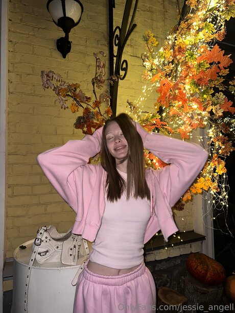 Jessie Angell model xxx photos