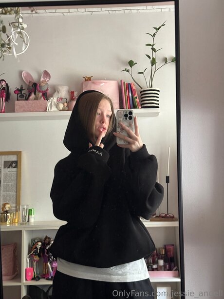 Jessie Angell star hot archive