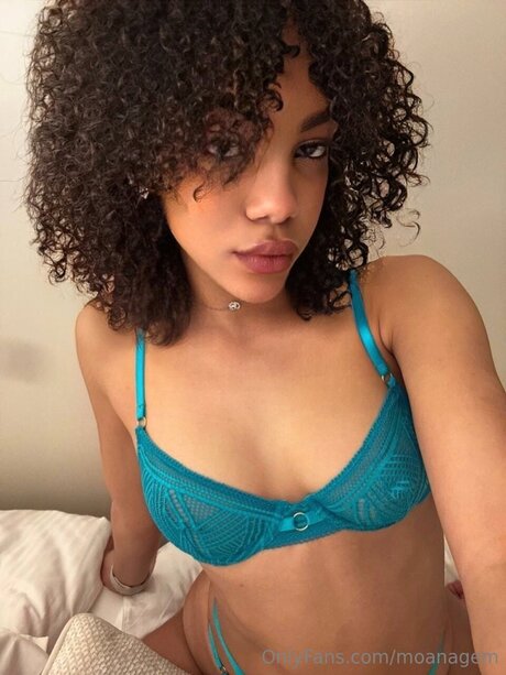 Moanagem star sexy img