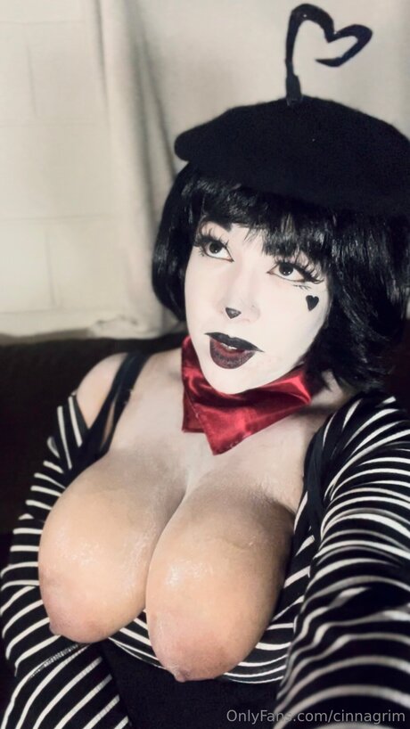 skinny milf onlyfans sexy naked photo