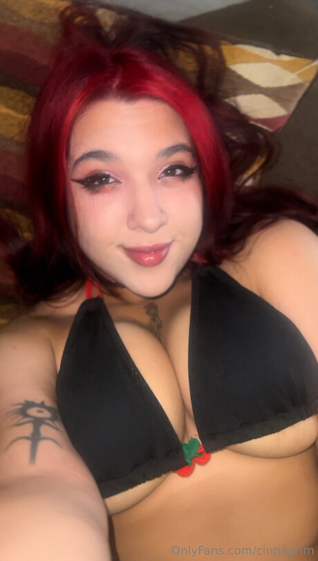 Cinnagrim naked pornstar galleries