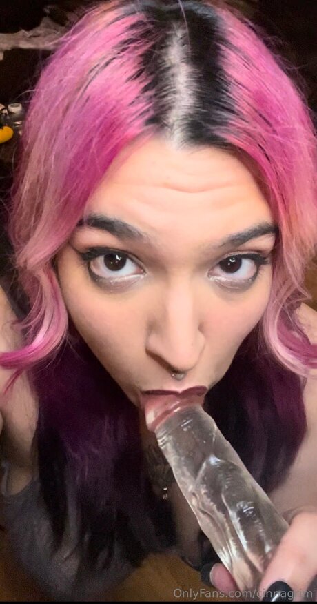 Cinnagrim beautiful model pic