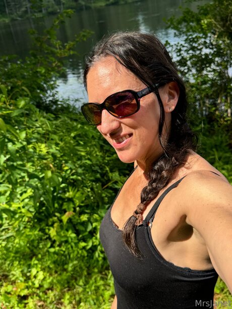 Mrsjanetm nude star galleries