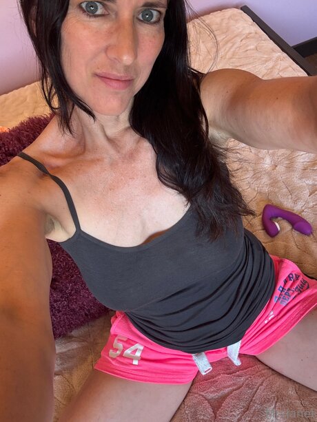 Mrsjanetm erotic model pictures