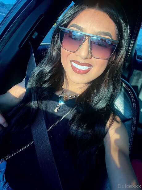 Latinabarbie96 pornstar top pictures