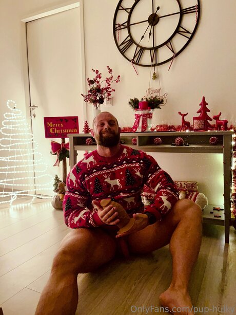 Pup Hulky exclusive actress images