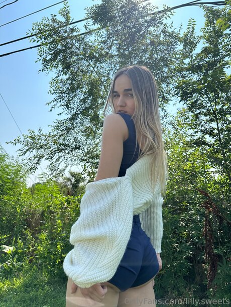 Iris World Photo Gallery