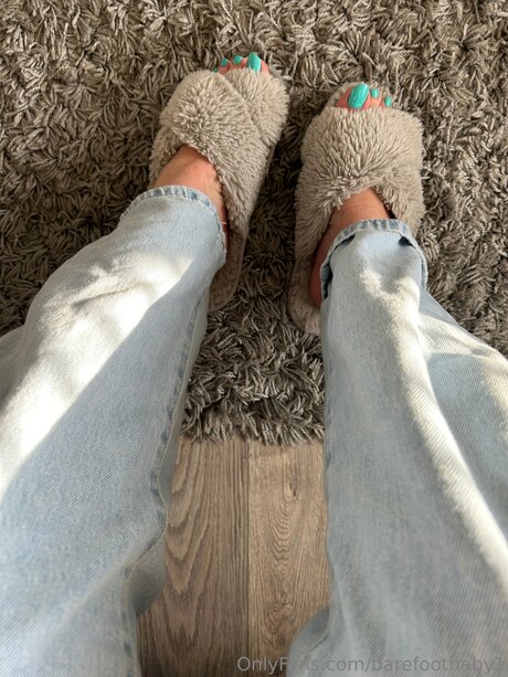 Barefootbaby1 star img