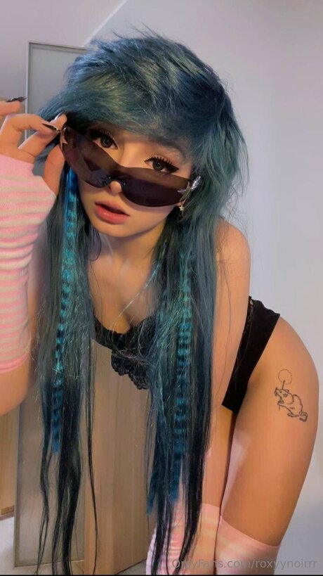Roxyynoirrr xxx star picture