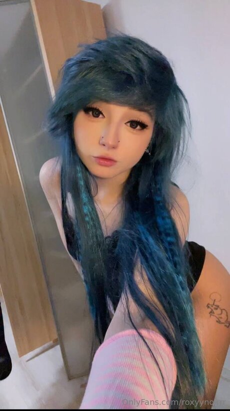 Roxyynoirrr sexy actress photos