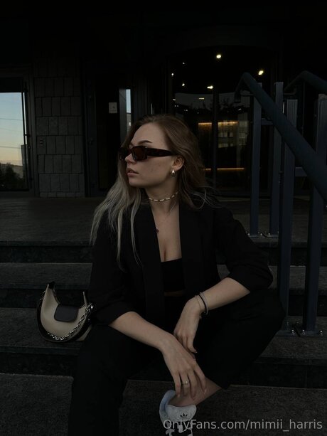 Mimii Harris exclusive pornstar photos