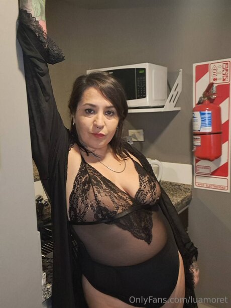 Luamoret erotic pornstar image