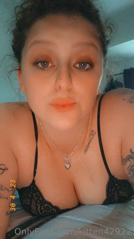 Kitten42922 nude pornstar galleries