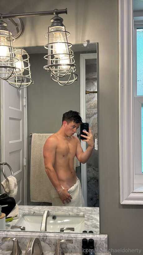 Itsmichaeldoherty free model galleries