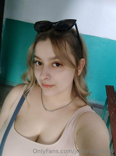 Joannabaileyv hd actress img