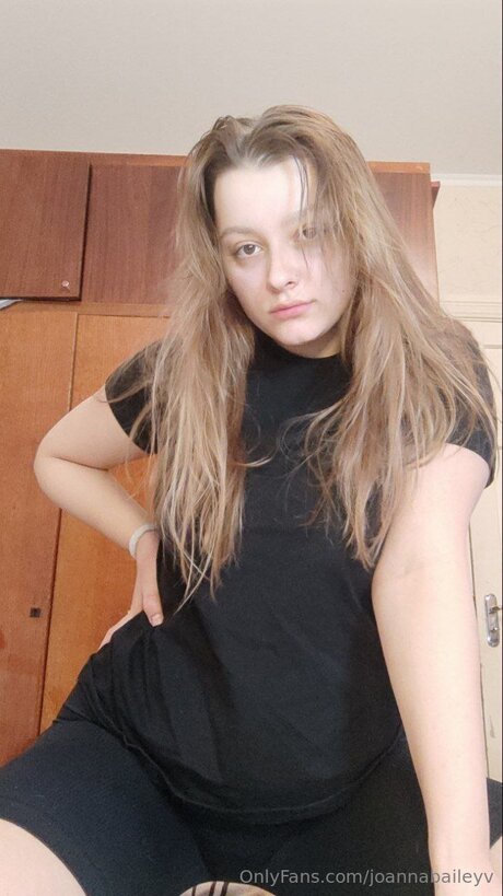 Joannabaileyv pretty star img