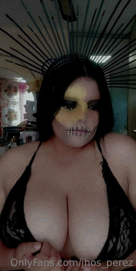 Jhos Perez naked star pic