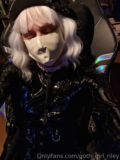 Goth Girl Riley best pornstar galleries