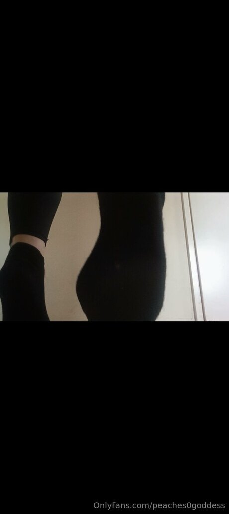 Peaches0goddess model perfect pictures