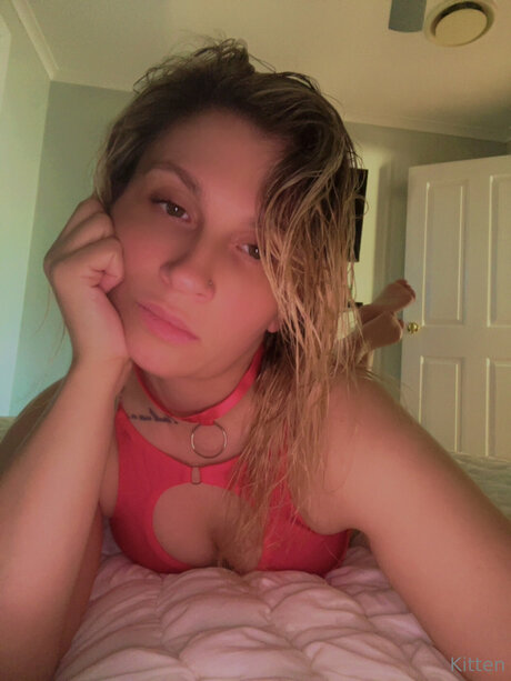 Skitzz nice model images