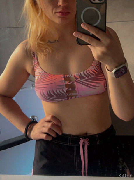 fansly onlyfans art porn photos