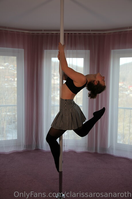 Clarissarosanaroth porn star gallery