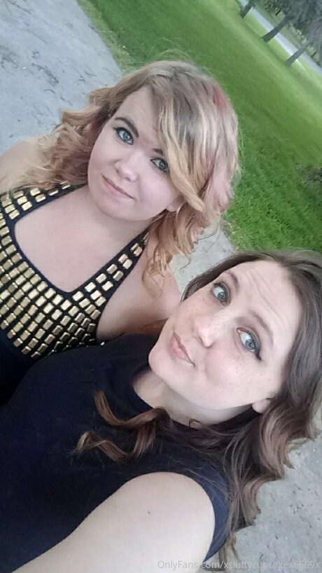 Xsluttycupcakex6669x model adult galleries