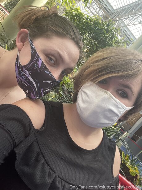 Xsluttycupcakex6669x best pornstar gallery