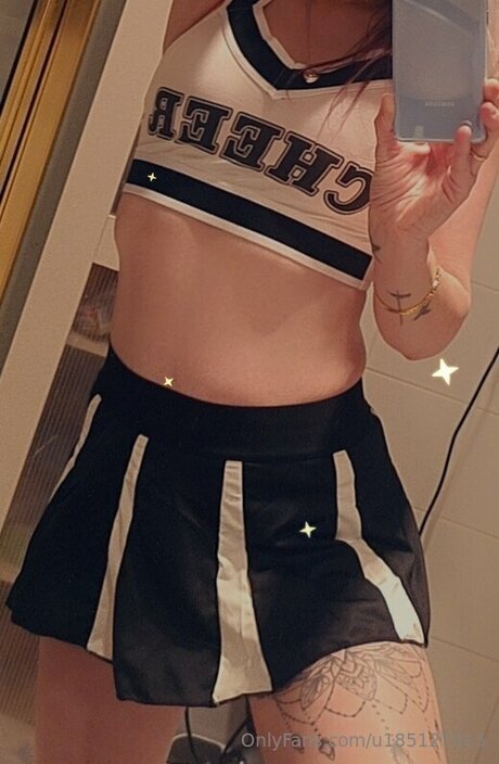 U185127015 nudes model picture