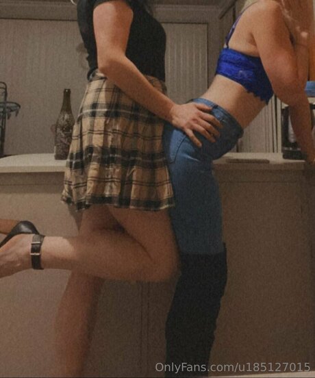 U185127015 model porn galleries