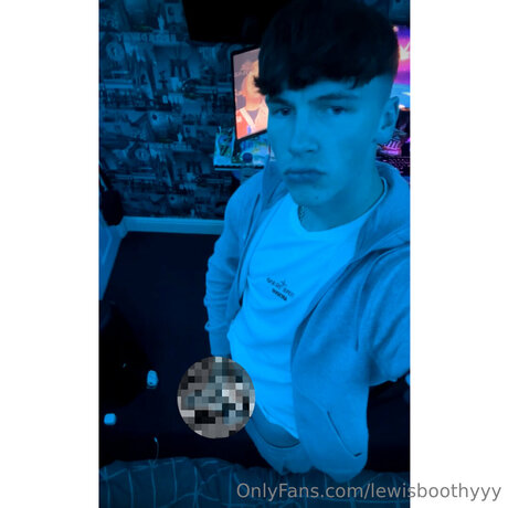 Lewisboothyvip star adult pic