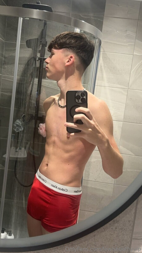 Lewisboothyvip free star image