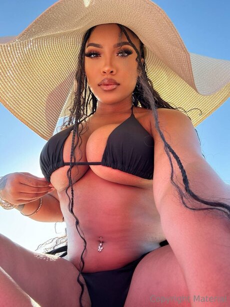 Misskaelynmarievip model free gallery