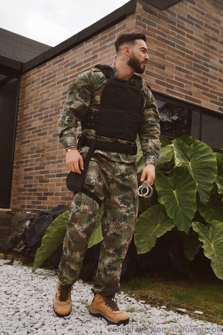 Theolivercolt hot pornstar pic