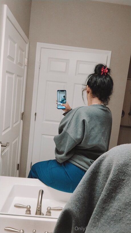 Vrnesser star pornographic pics