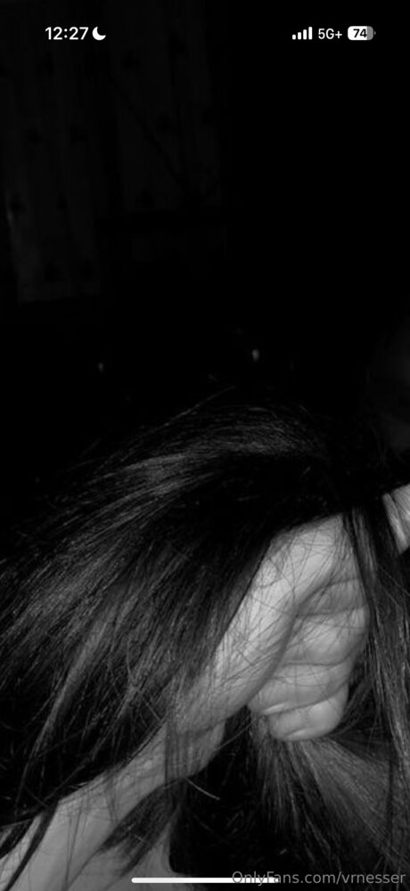 Vrnesser porn star pic