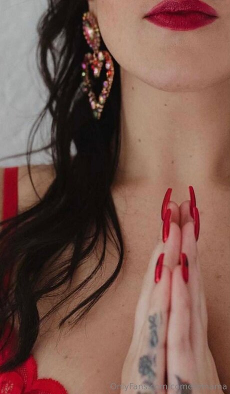 Cometomama star sexy pictures