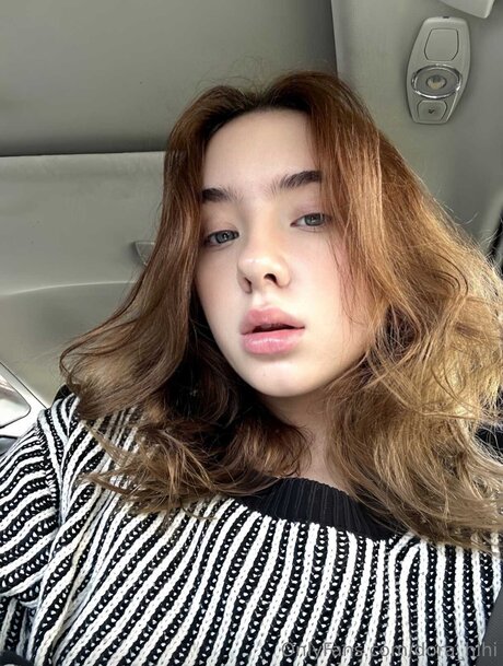 Dora Hihi nudes star archive