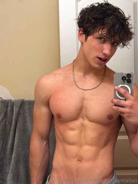 Therealbenitalian Photo Gallery