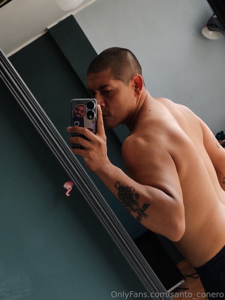 Santoxpe exclusive star pictures