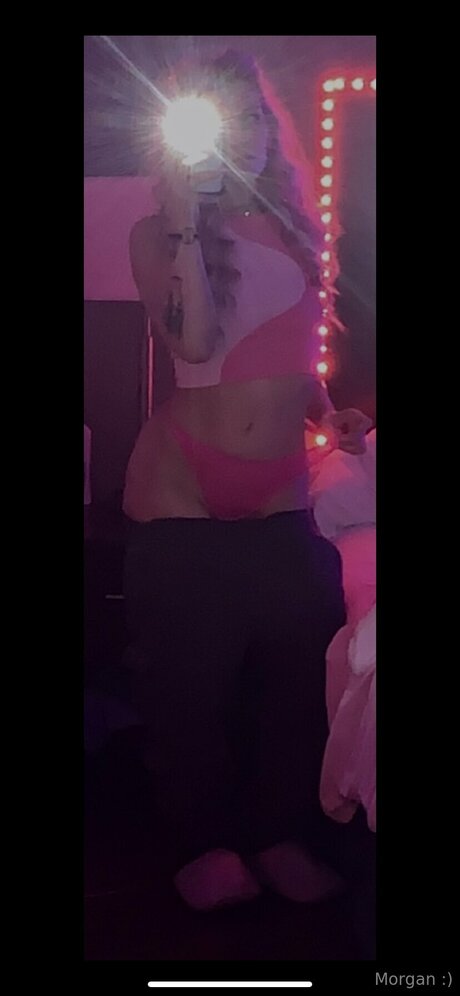 Morgylovesyou art model photos