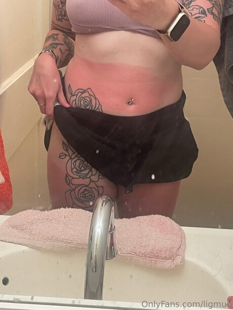 famous onlyfans pretty images