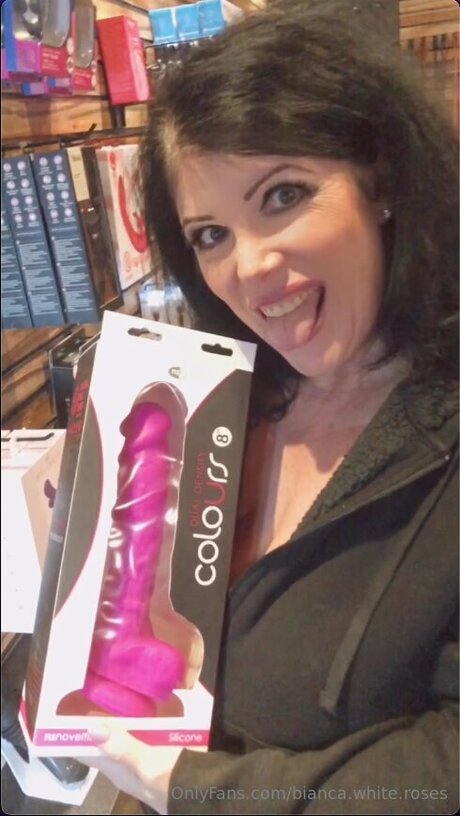 Bianca White Roses sex model photos