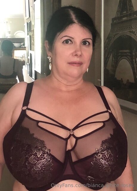 Bianca White Roses top actress image